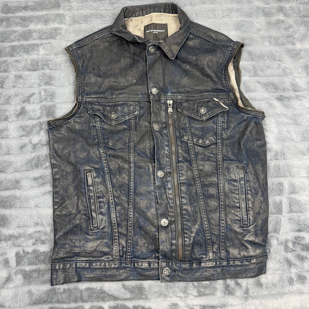 Cult of Individuality Mens Denim Vest Dark Wash Metallic Finish 67B9-JZ33A Large